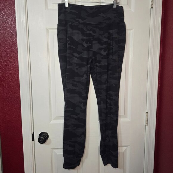 Athleta Salutation Camo Jogger XLT Tall - Picture 6 of 6